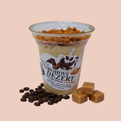 Tvarohový dezert kávový s karamelom